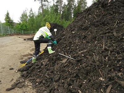 Sampling of a compost test heap