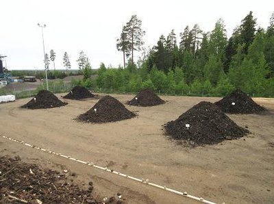 The foundry sand composting test heaps